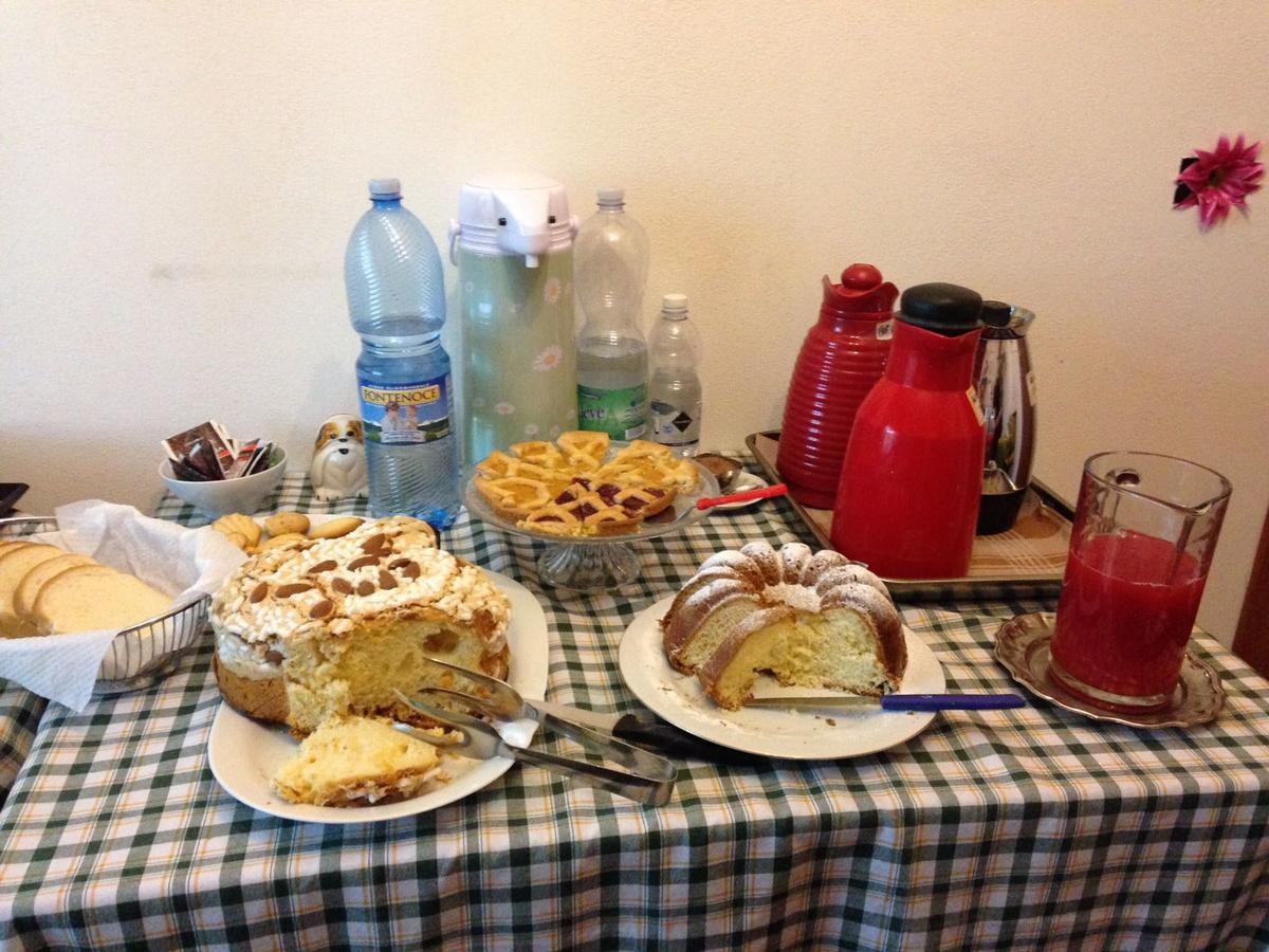 Alexander Bed And Breakfast Ciampino Luaran gambar